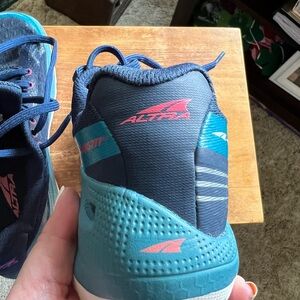 Women’s Altra tennis shoes